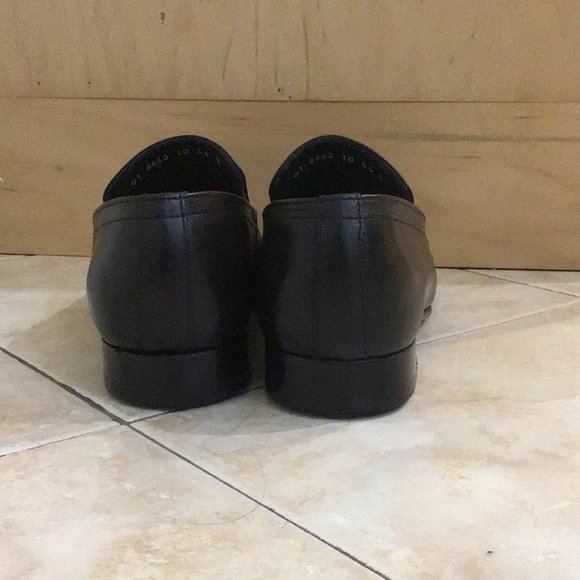Mirage Leather Black Step in shoes